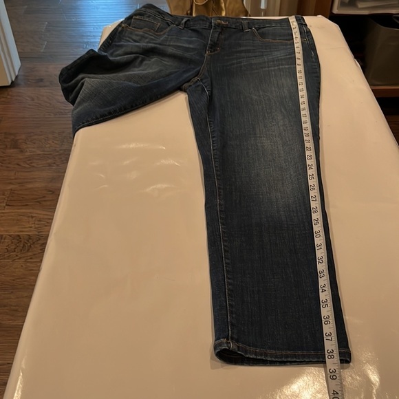 Chico’s So Slimming Girlfriend Ankle Size 2R - Picture 9 of 16